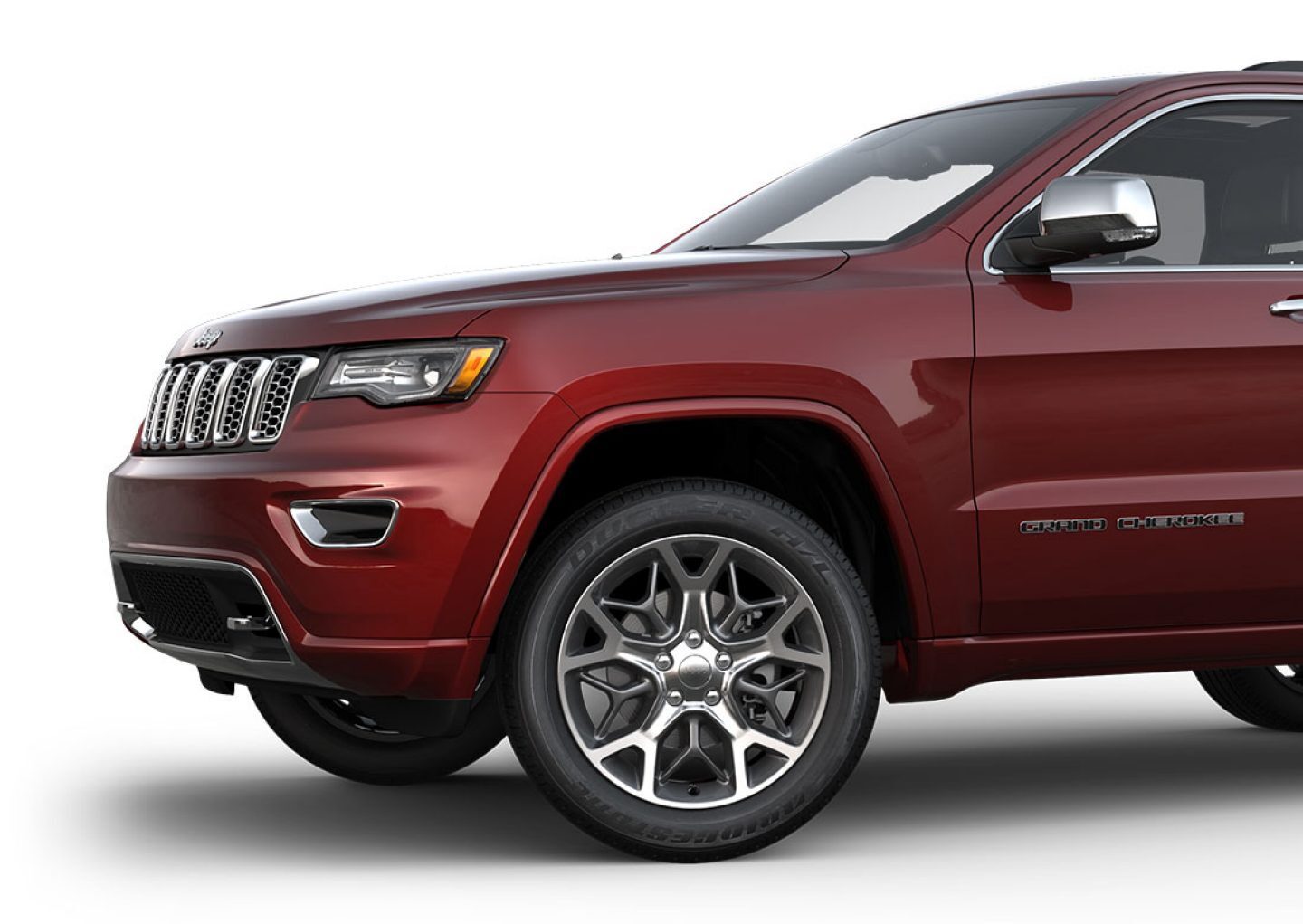 20-INCH POLISHED ALUMINUM WHEELS WITH TECHNICAL GRAY PAINTED POCKETS