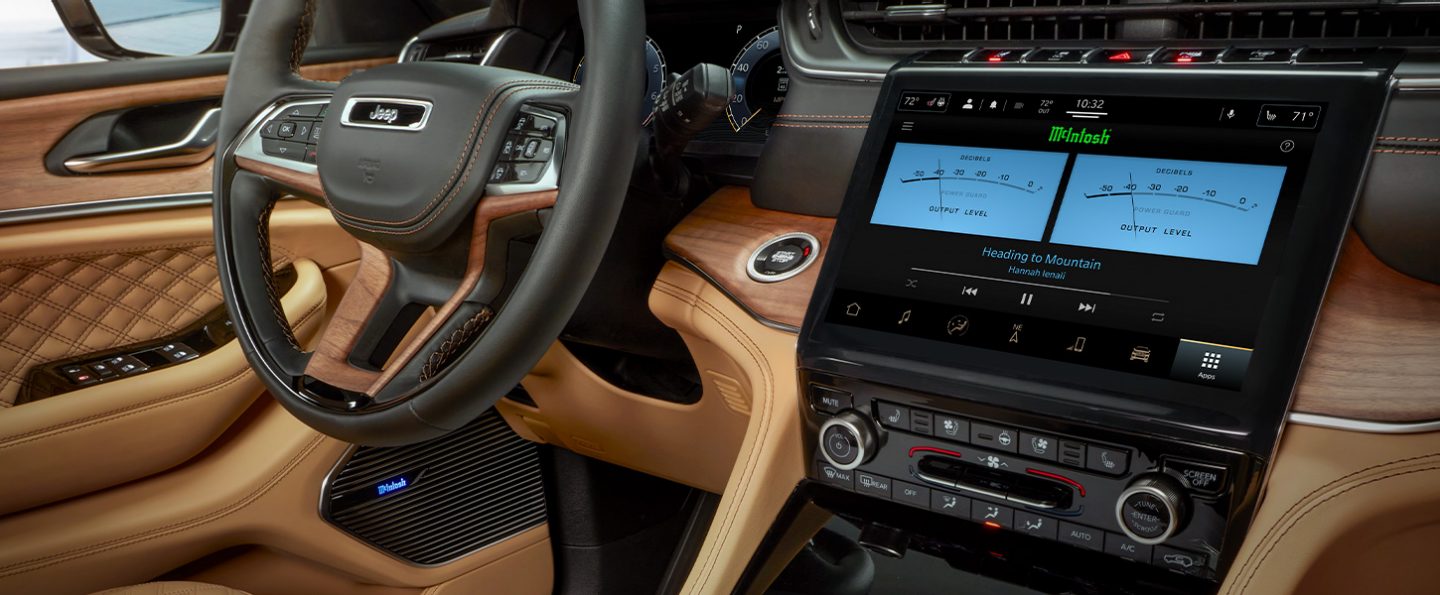 Grand-Cherokee-L-Interior