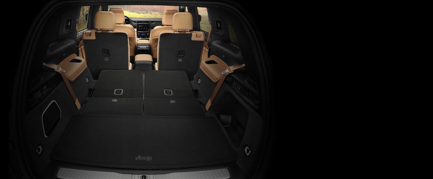 Grand-Cherokee-L-Interior