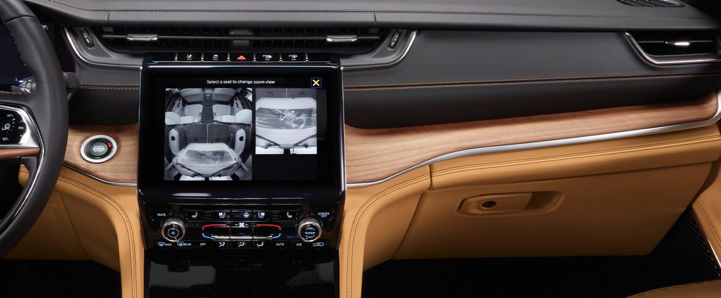 Grand-Cherokee-L-technology